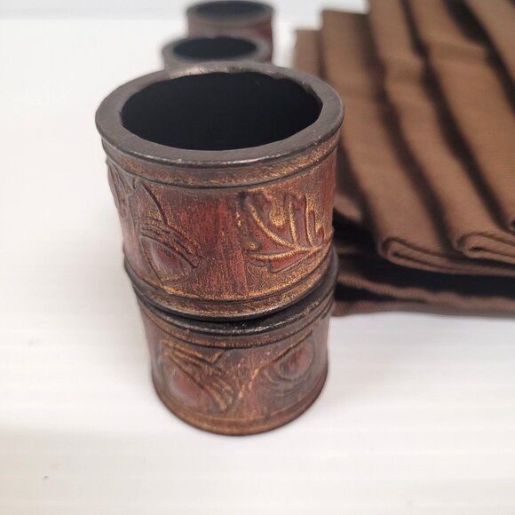 Napkins Brown Set 6  Cloth 17'' x 17'' & 6 Wood Rings/Holders Fall Leaves Acorns - Picture 5 of 5